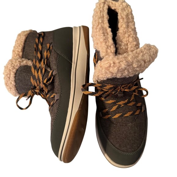 Clarks Shoes - Womens Clarks Winter Boots UK 5.5 US 8 EU 39 Fleece-Lined Green & Brown With Rub